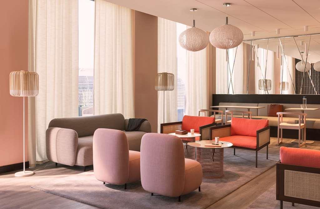 Okko Hotels Paris La Defense Нантерр Ресторан фото